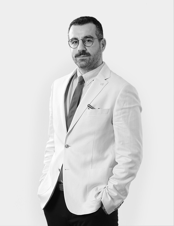 Dr. Ahmet Emrah Geçer